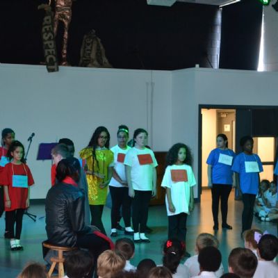 Year 6 Play (33)